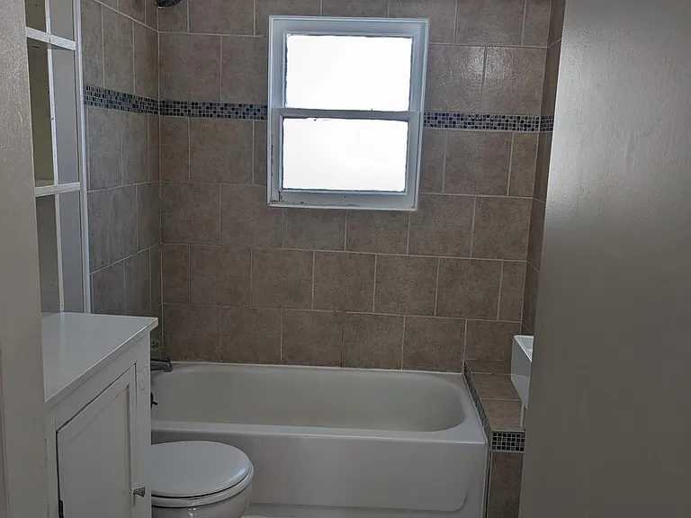 330 General Mouton Ave — Photo 21