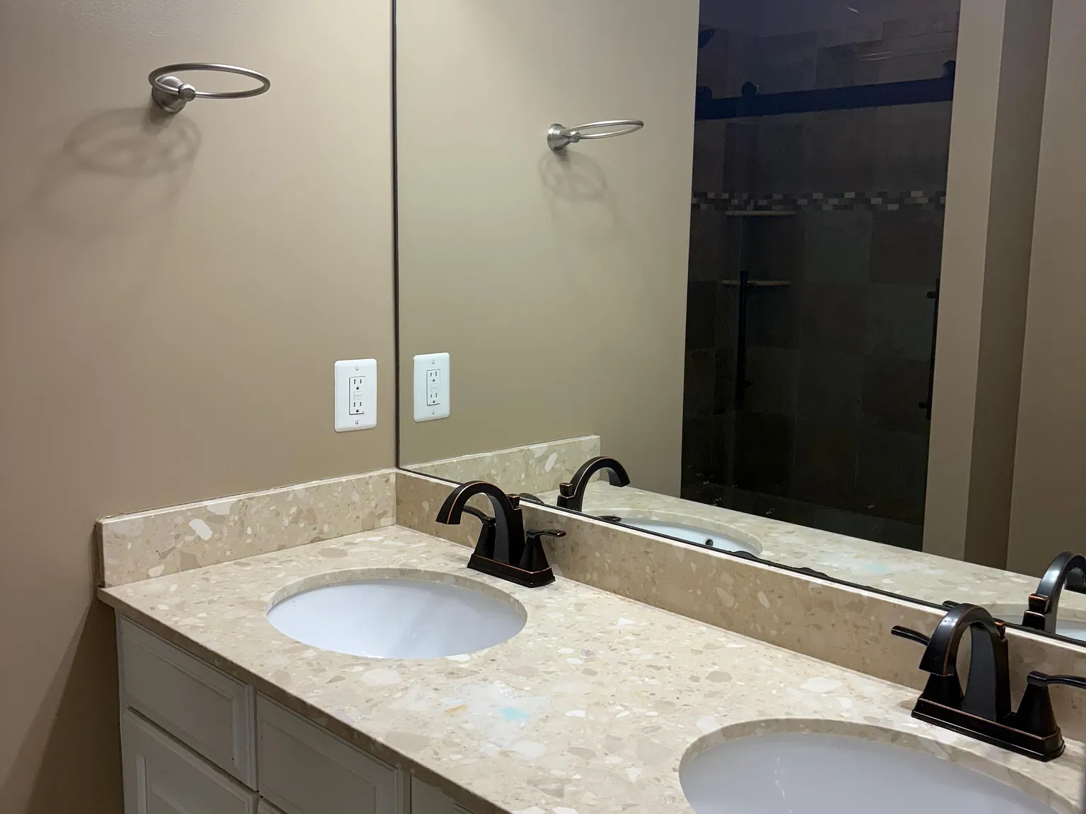 1023 Anderson Place Southeast - 1 — Photo 3
