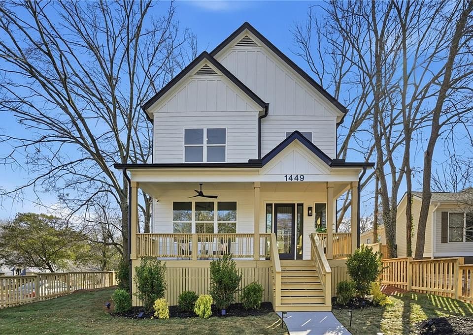 1st image of 1449 Metropolitan Ave