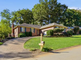 6546 Green Hill Dr, Evansville, IN 47711