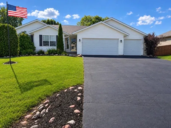 628 Overture Way, Roscoe, IL 61073