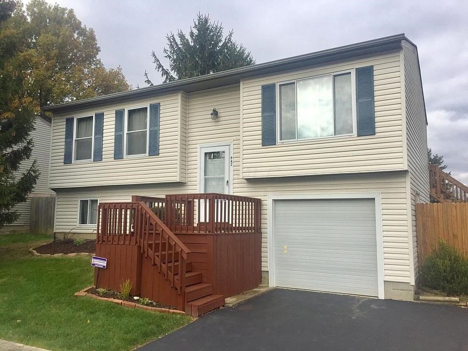 1st image of 942 Pebblelane Dr