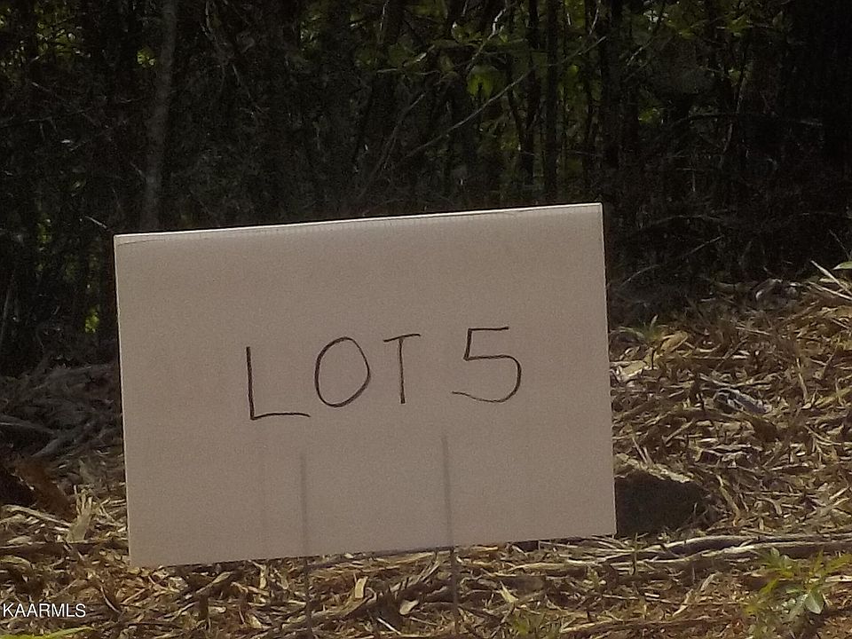 2nd image of Gregory Ln