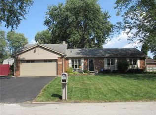 233 Meadow Ln, Plainfield, IN 46168