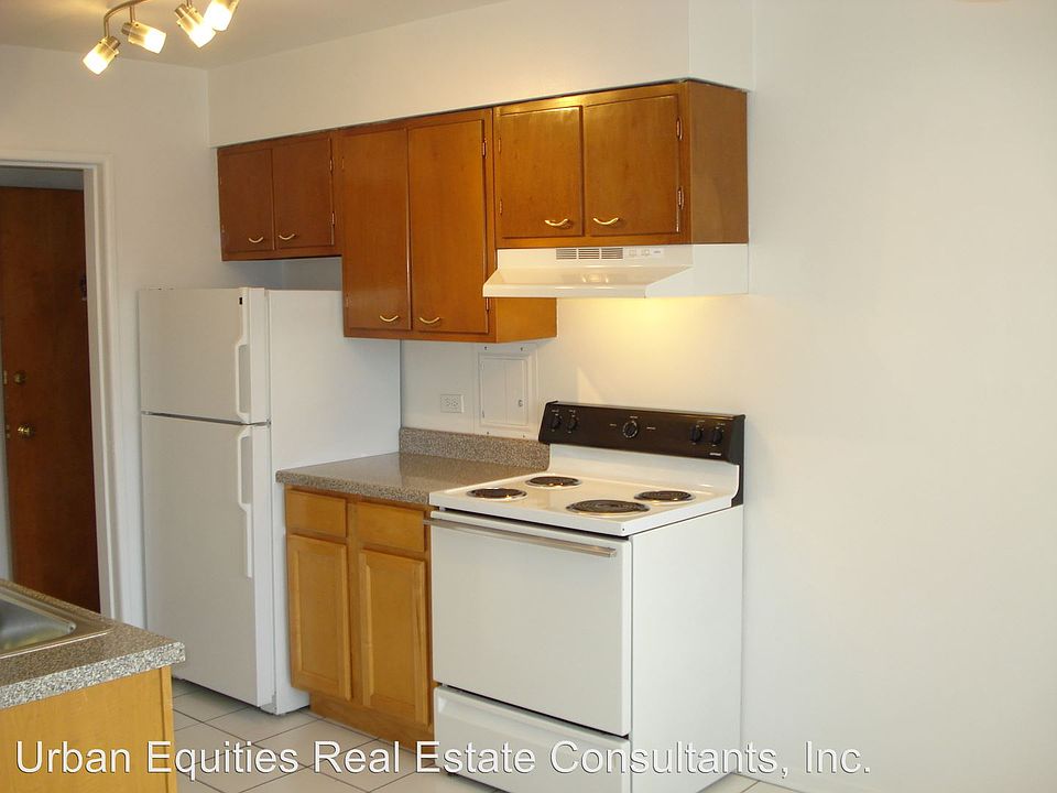 2nd image of 2357 W Jarvis Ave APT 1Q