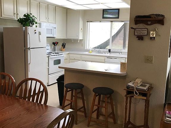 5th image of 96 W Ponderosa Dr
