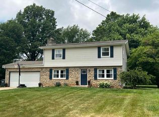 9008 W Tulip Tree Dr, Muncie, IN 47304