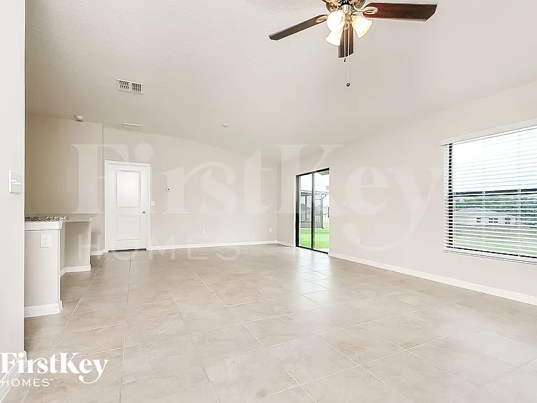 10104 Rose Petal Pl — Photo 3