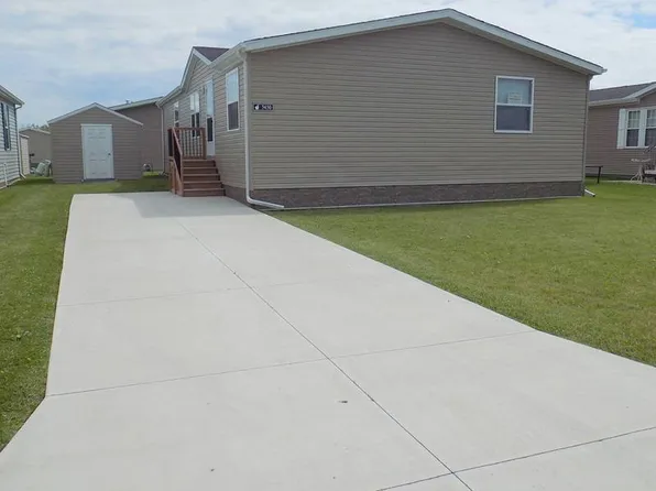 3450 Summer St, Carleton, MI 48117