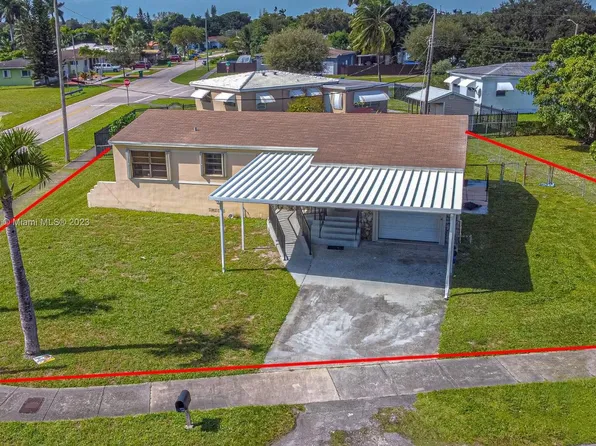 8800 NW 11th Ct, Miami, FL 33150