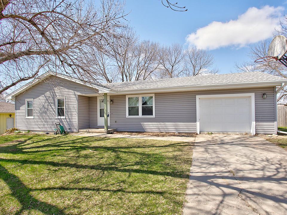 1st image of 1020 Clark Cir