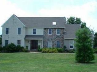 705 Russell Ave, Douglassville, PA 19518