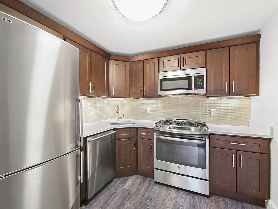 1st image of 354 E 91st St APT 1009