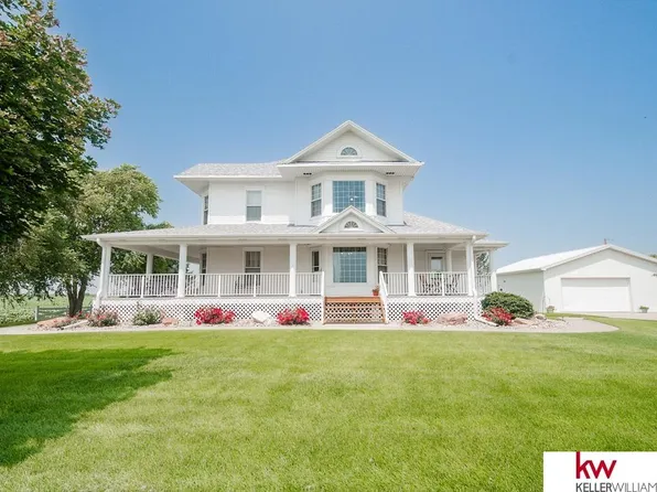 104 W Highway 4, Daykin, NE 68338