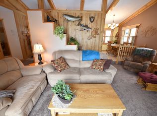 7520 Raccoon Trl NE, Remer, MN 56672