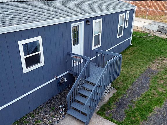 2nd image of 255 NW Golden Hills Dr Space 49