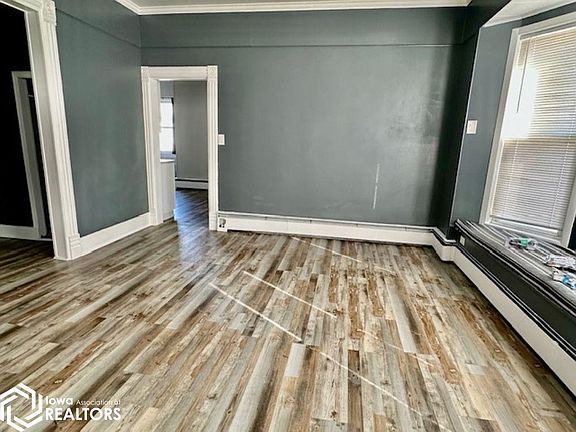 5th image of 1632 S Central Ave