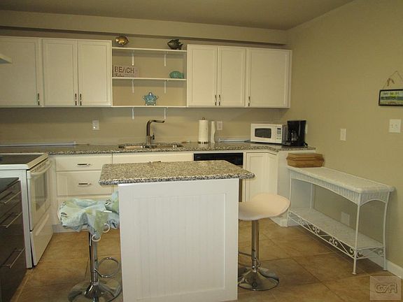 4th image of 3422 Avenue P 1/2