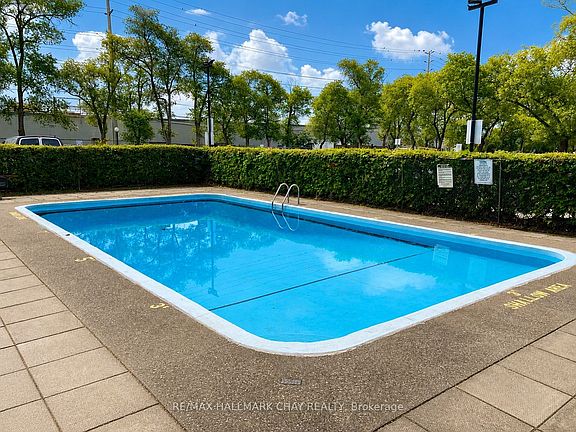 3rd image of 3065 Queen Frederica Dr #604