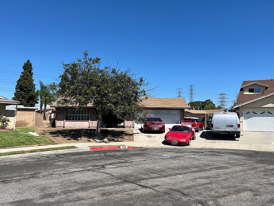 1st image of 535 E Moorehaven Dr