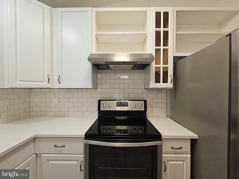 730 Ox Bow Ln — Photo 5