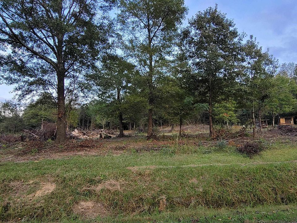 1st image of 0 E Railroad Ave NE