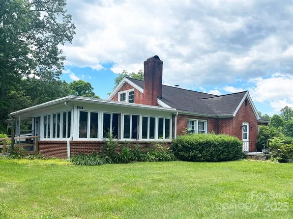 876 Old Fort Sugar Hill Rd, Old Fort, NC 28762