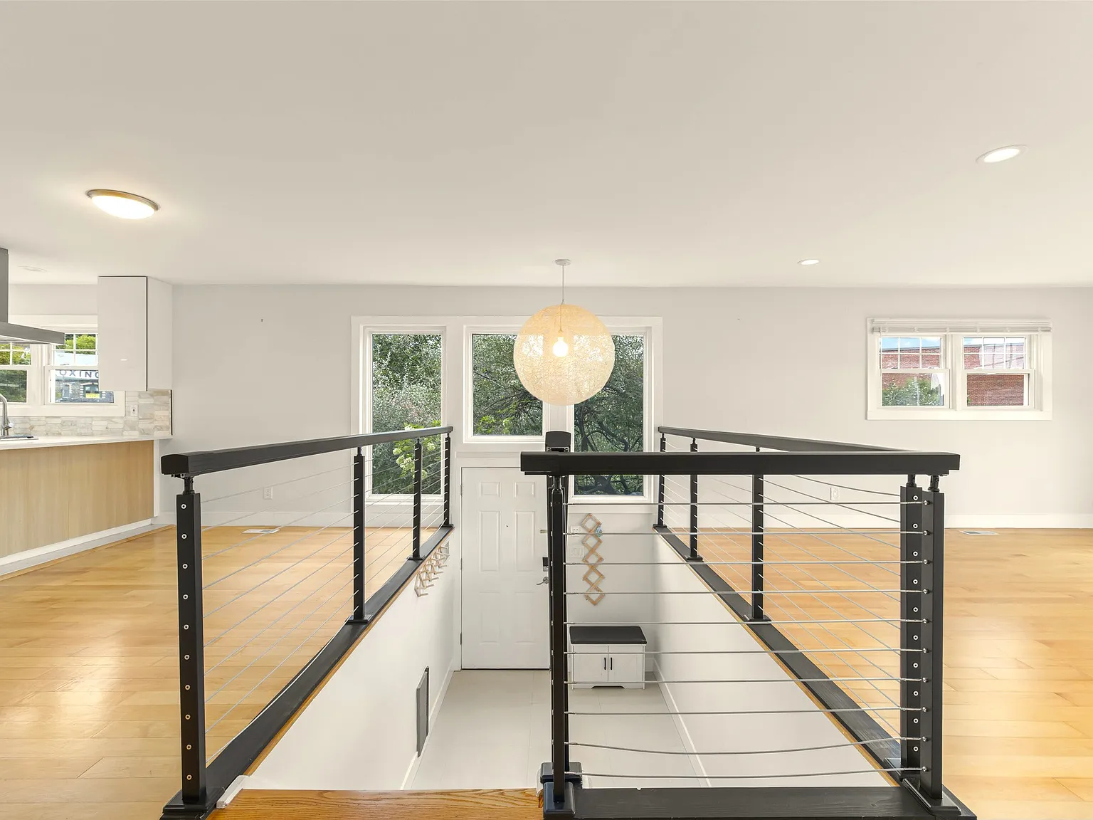 4 bed, 3.5 bath, $7,500 — Photo 3