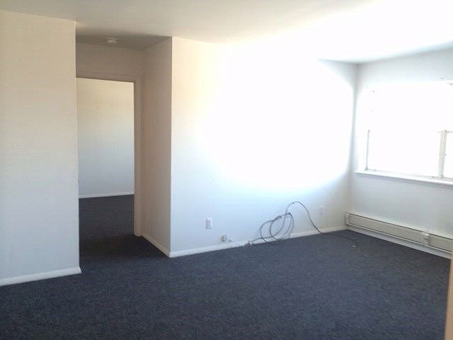 2nd image of 33 Oak St APT 9
