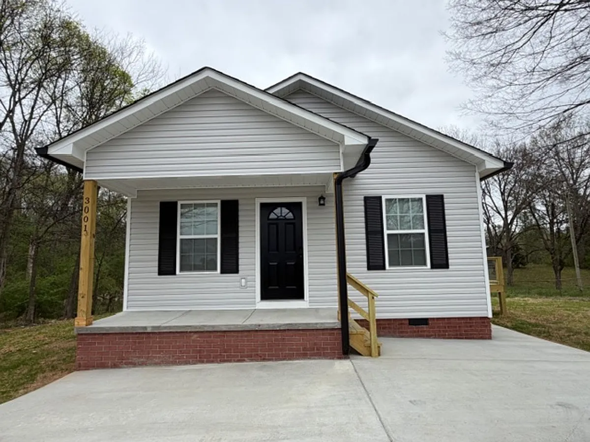 Building Photo - 3001 Bates Pike SE