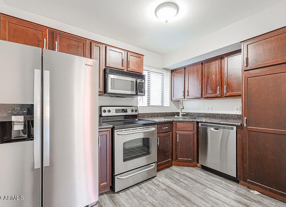 1st image of 310 W EARLL Drive #108