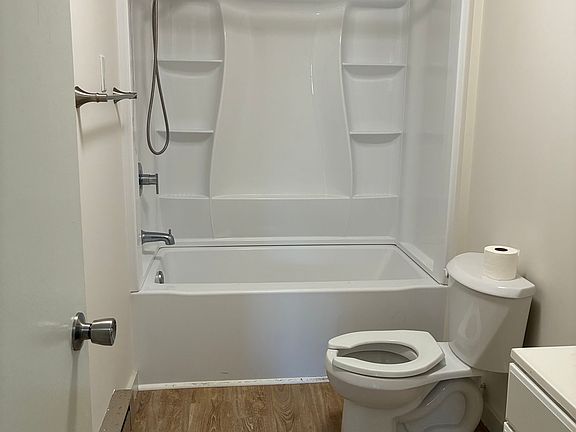 5th image of 115 Shoemaker St #26