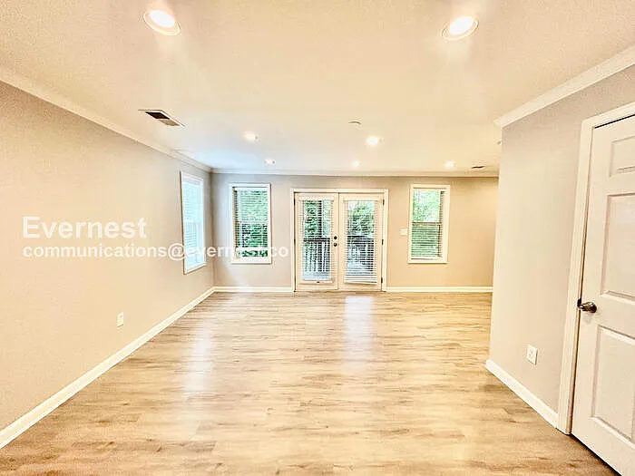 655 S Preston Ct — Photo 17