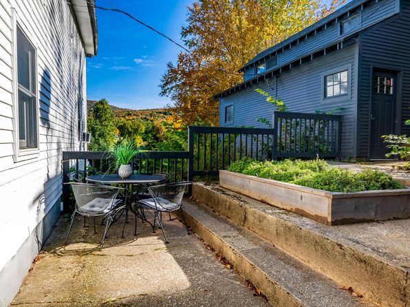 31 Adams Mill Rd, Stowe, VT