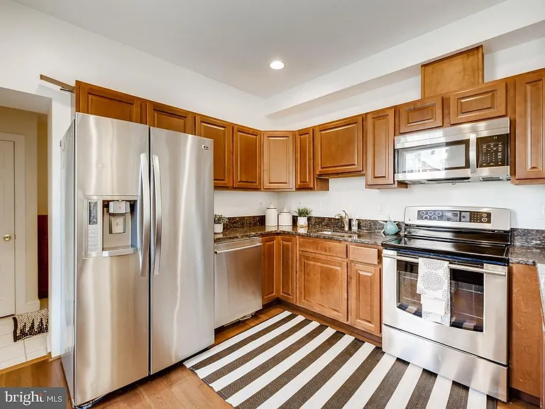 1433 Olive St — Photo 30