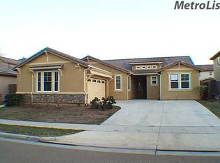 1422 Hunter Creek Dr, Patterson, CA 95363