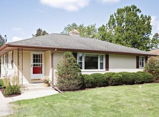 10907 Bonnie Brae Rd, Huntley, IL 60142