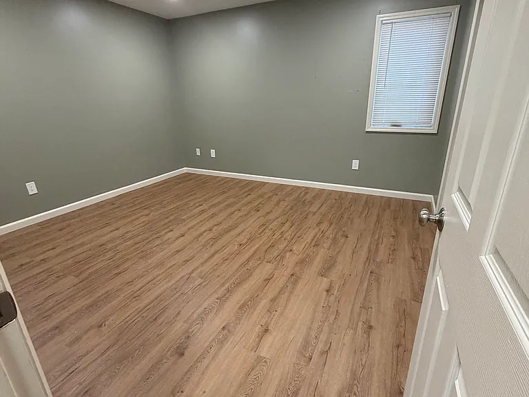 1250 N Broad St #C1 — Photo 2