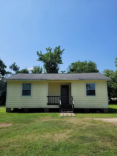 1714 County Road 244 E Photo 1