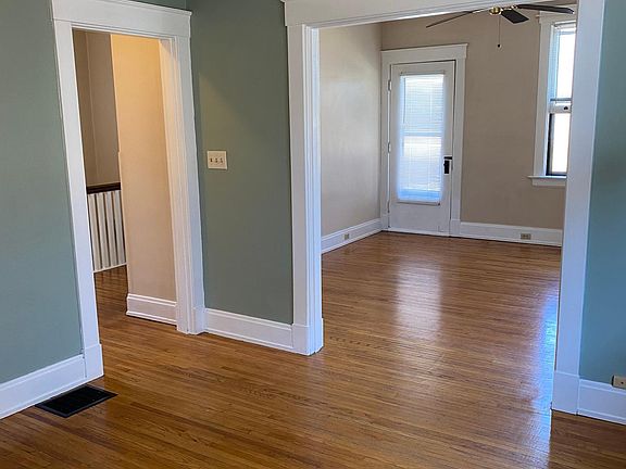 2nd image of 2917 Robertson Ave Floor 2