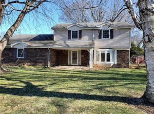 502 Woodmere Dr, Anderson, IN 46011