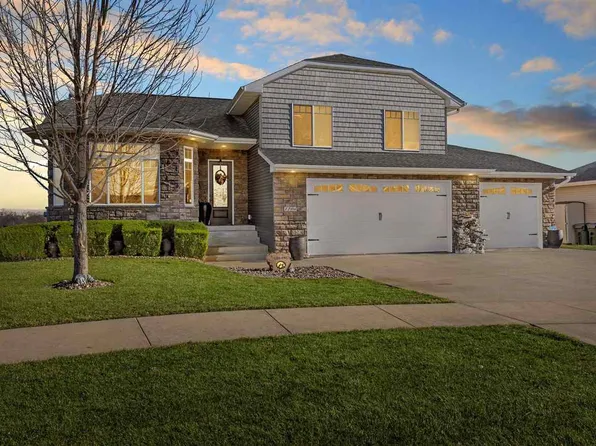 1106 Wildcat Ln, Iowa City, IA 52246