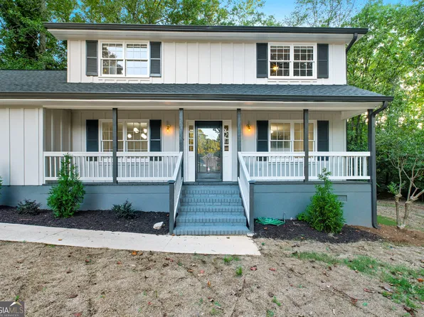 2628 Pinebrook Dr, Gainesville, GA 30506