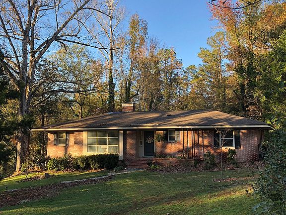 2nd image of 272 Glenhaven Dr