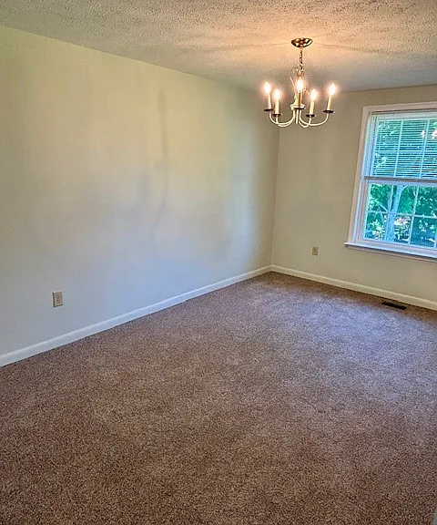 7102 Crystal Ct — Photo 4