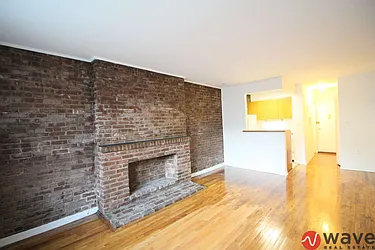 Rented by Wave Real Estate Group