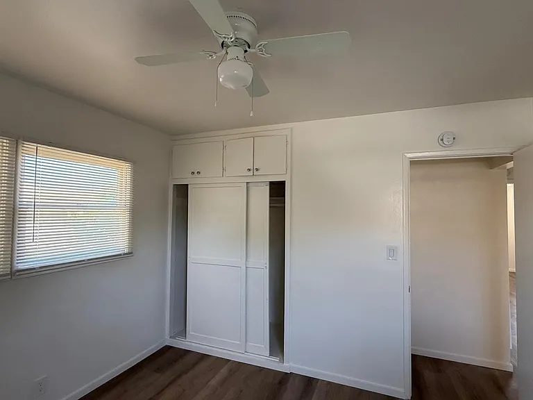 5541 Welland Ave — Photo 1