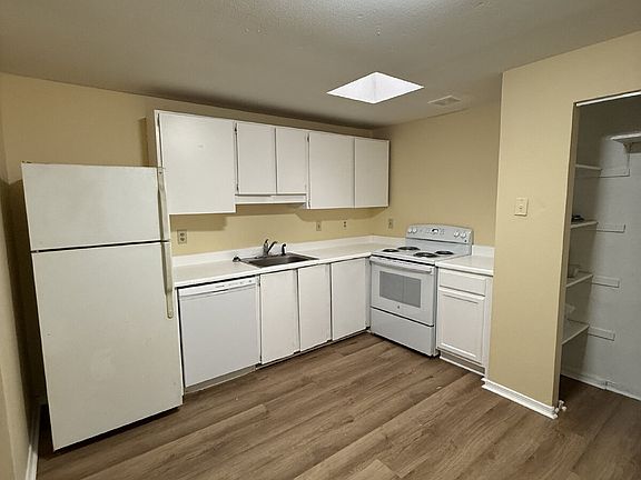 3rd image of 14600 SE 176th St Unit S2