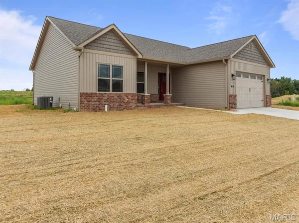 922 Seneca Dr, Waterloo, IL 62298