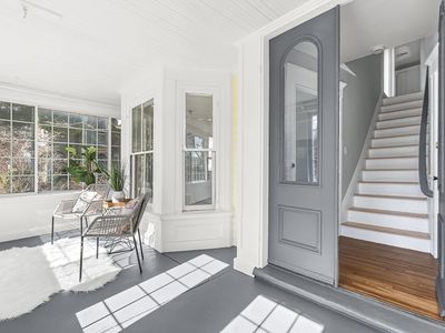 53 Lake St